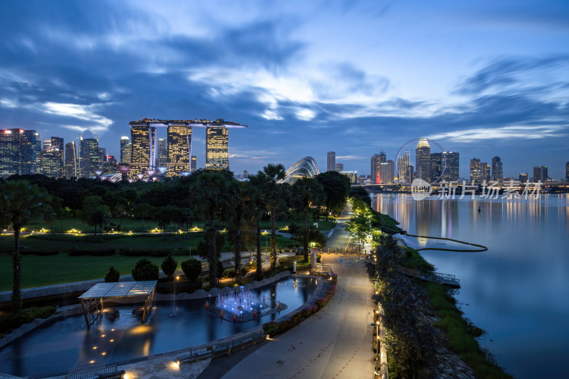 新加坡滨海湾金沙海滨奥林匹克蓝调夜景