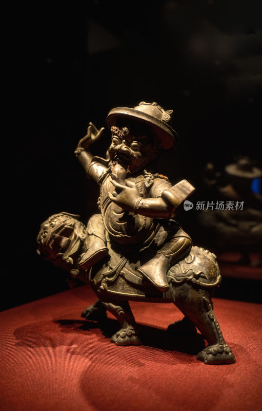 18世纪黄铜西藏白哈尔