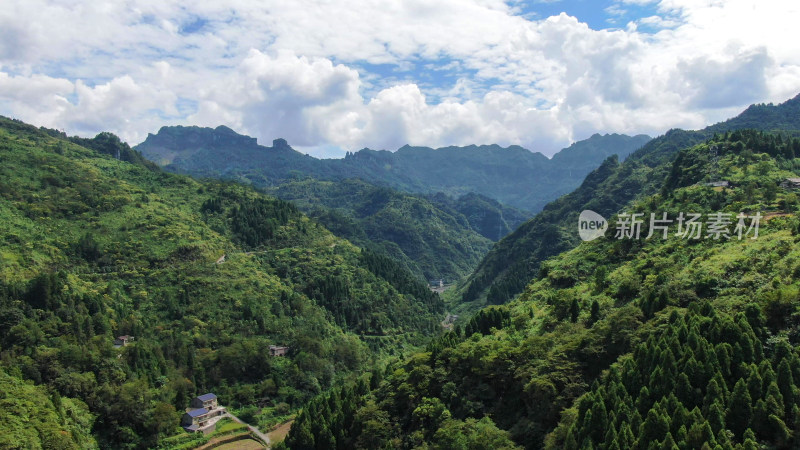 航拍湖南张家界巍峨大山