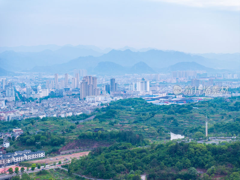 航拍浙江省台州市天台县城市风光