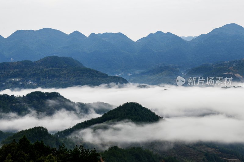 重庆酉阳：石门山的清晨