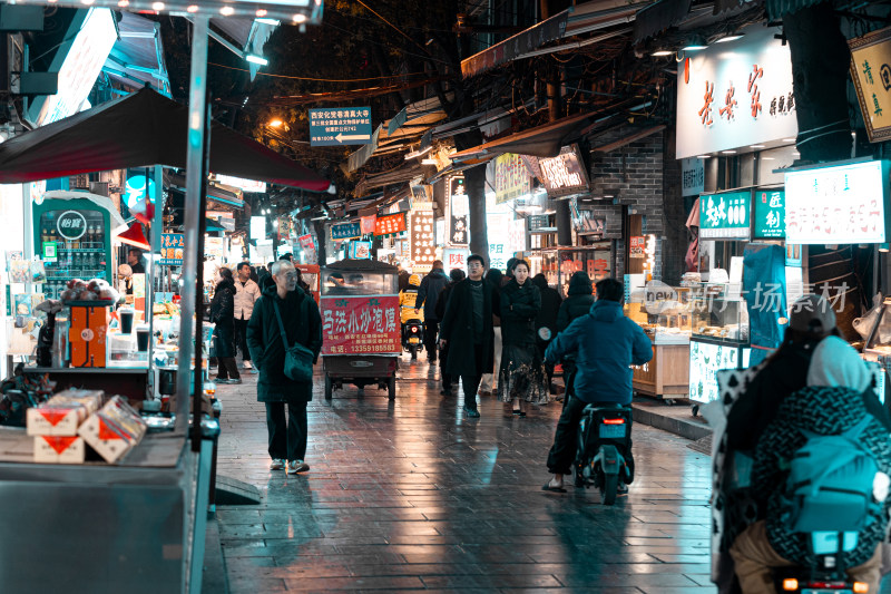 夜市小吃美食人群叫卖