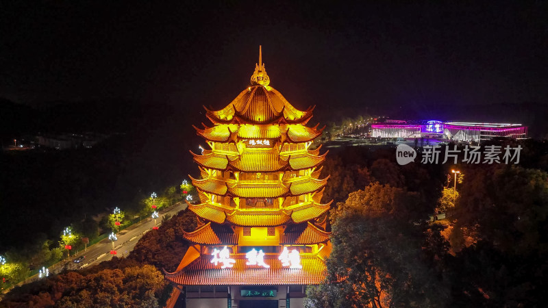 四川德阳钟鼓楼夜景灯光航拍图