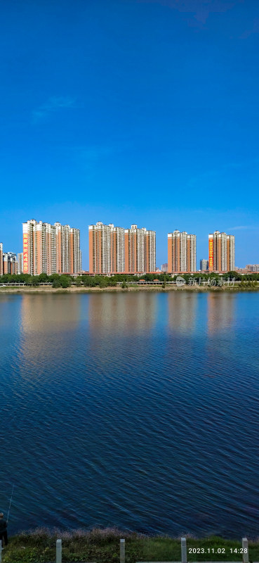 湖南衡阳湘江两岸高楼建筑航拍图