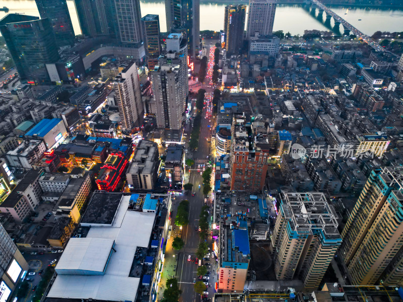 长沙黄兴路步行街夜幕降临夜景航拍