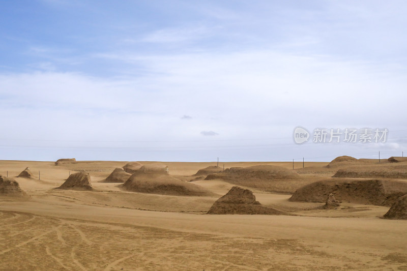 西北风蚀雅丹沙漠地貌