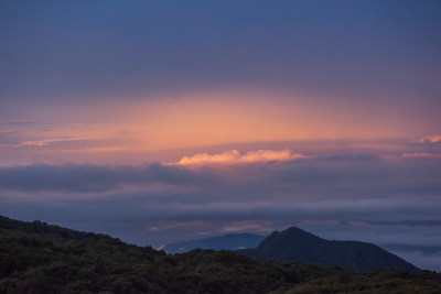 山景日出