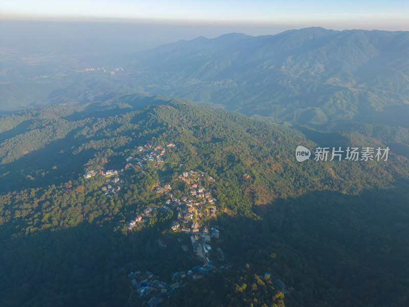 航拍山区乡村田园风光