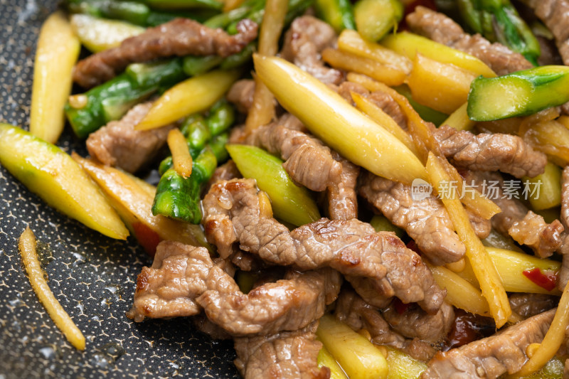 特色中餐川味炒菜芦笋炒牛肉及配料