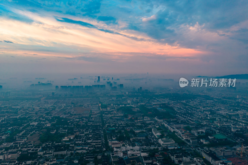 苏州城市清晨日出彩霞航拍摄影图