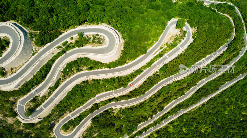 青州仰天山风景区九龙盘山路航拍