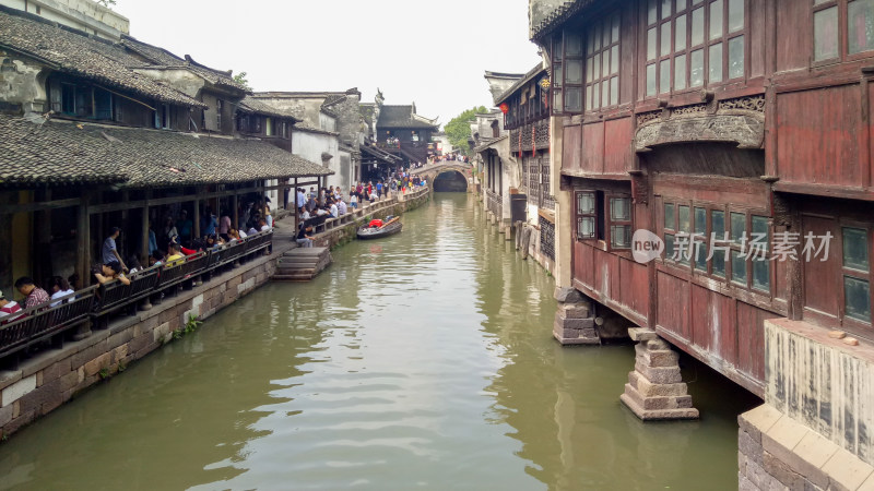 江南水乡古镇河道风景