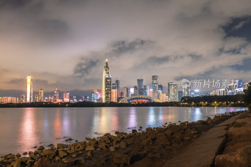 广东深圳后海海滨城市天际线夜景