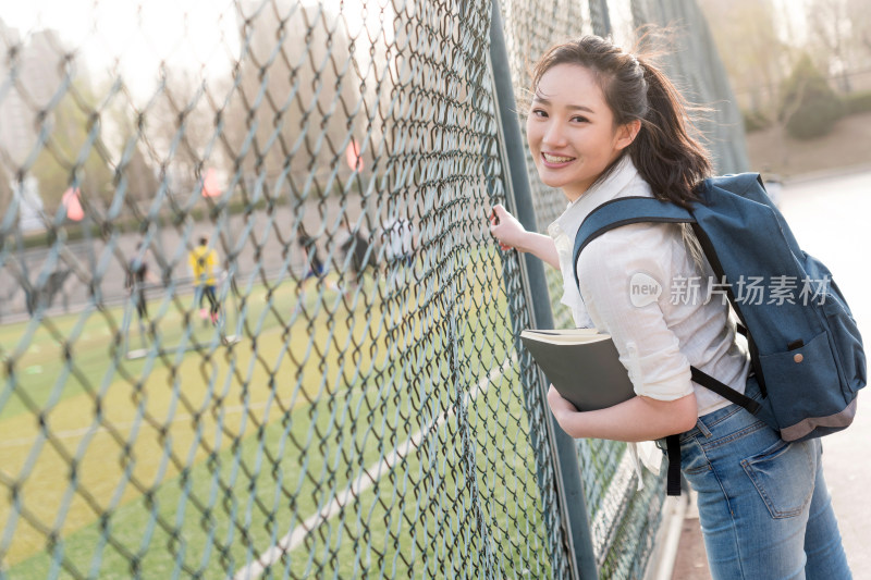 青年女大学生