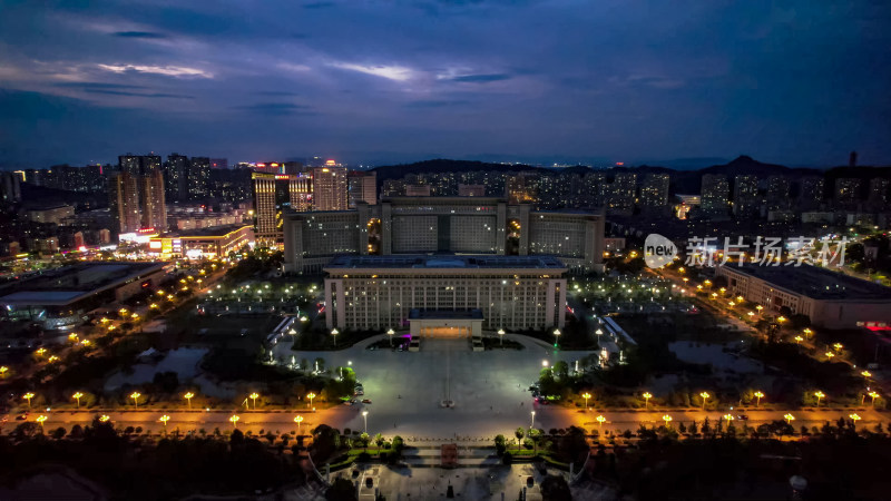 江西宜春市政府夜景航拍图