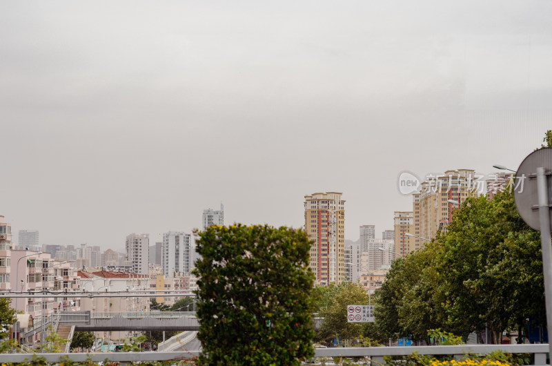 城市建筑群及街道景观