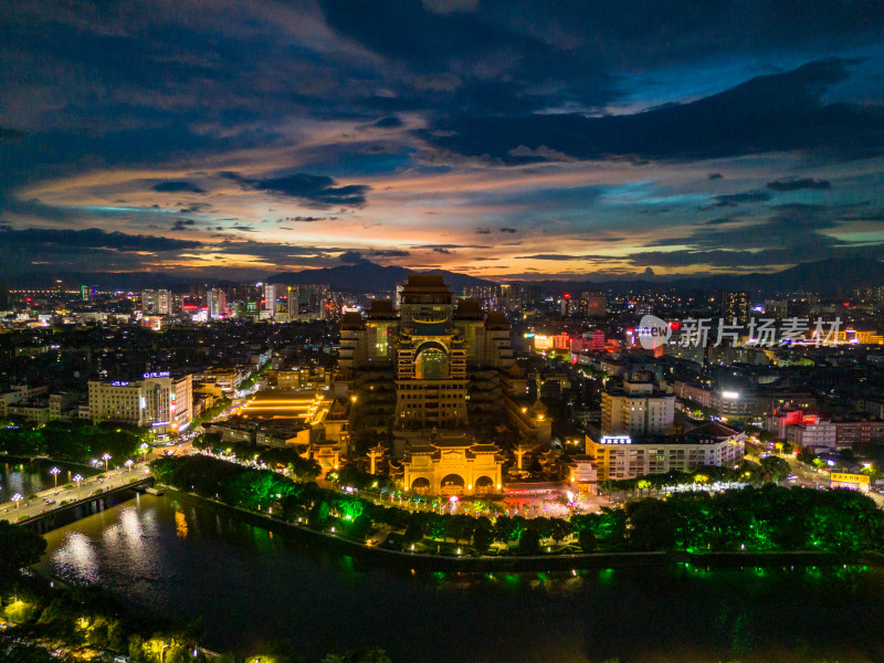 广西玉林云天文化城夜景航拍图