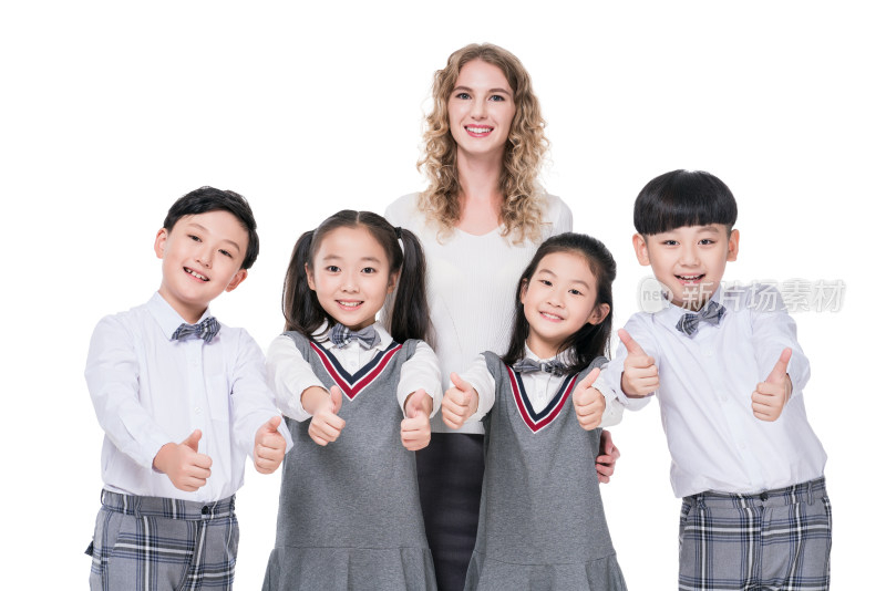 女外教指导小学生学习