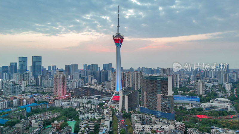 航拍成都天府熊猫塔地标建筑摄影图