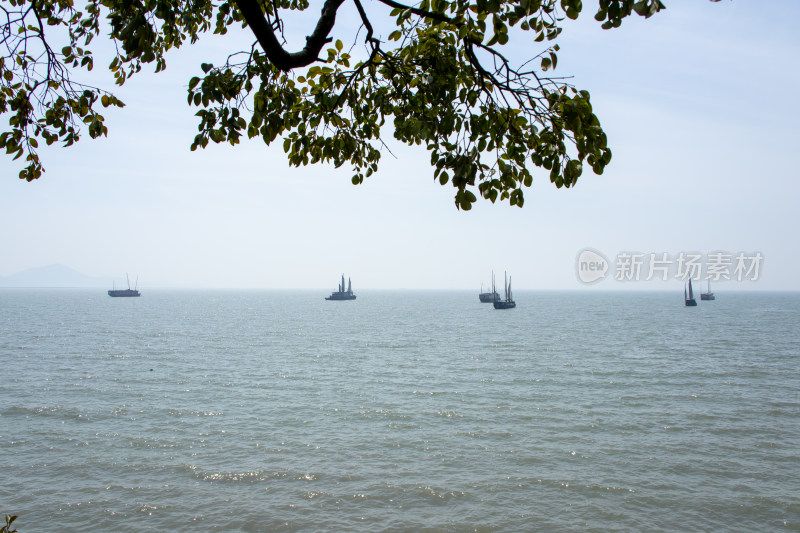 无锡鼋头渚景区太湖佳绝处湖光山色和船只