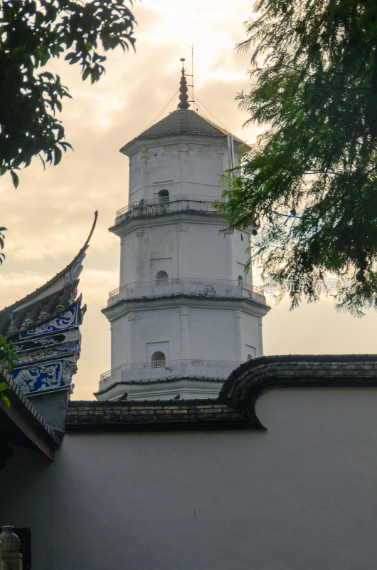 亚洲中国福建省福州市于山风景区定光寺白塔