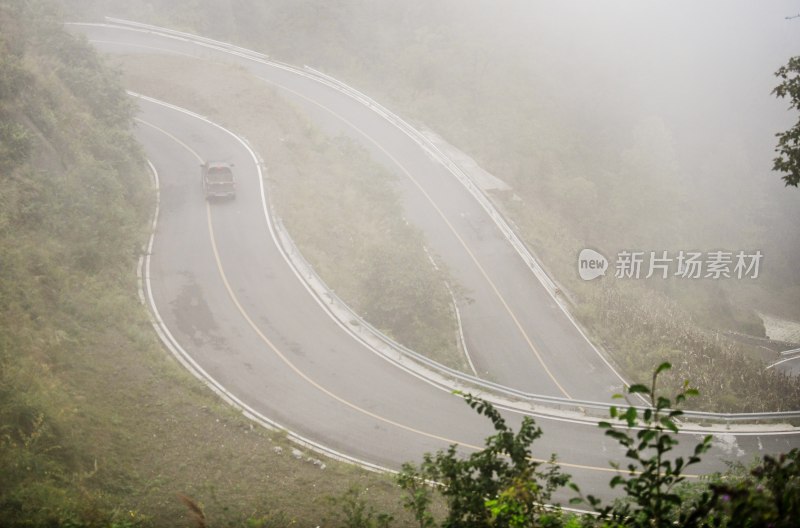 重庆酉阳：迷人的岩门底风光