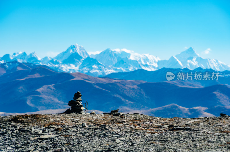 川西高原雪山