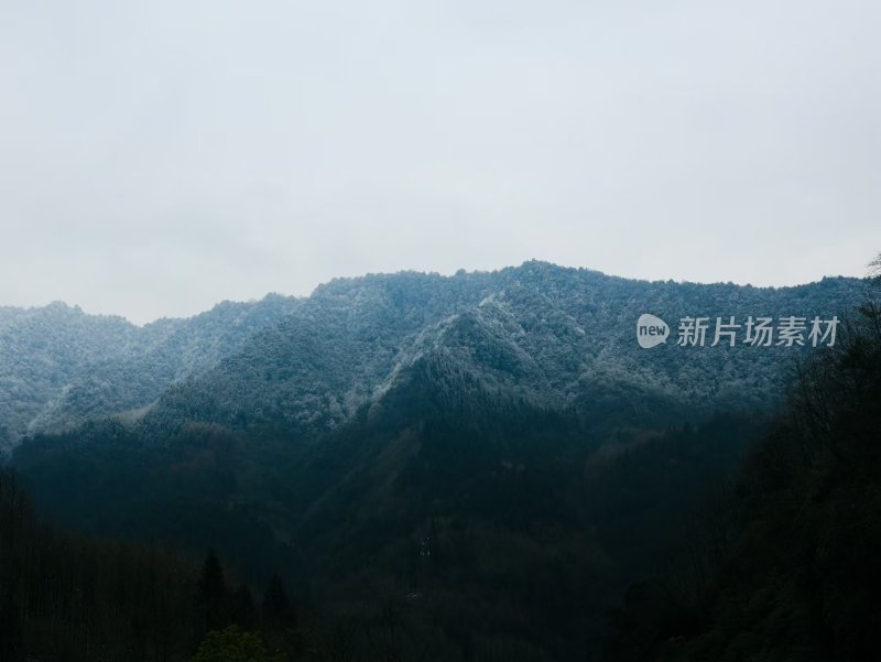 雪山风光