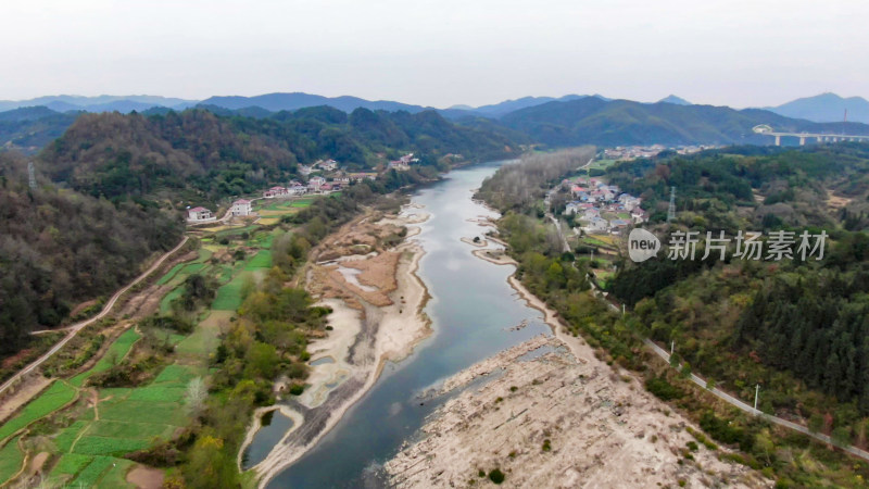 航拍大自然山川森林湖泊河流