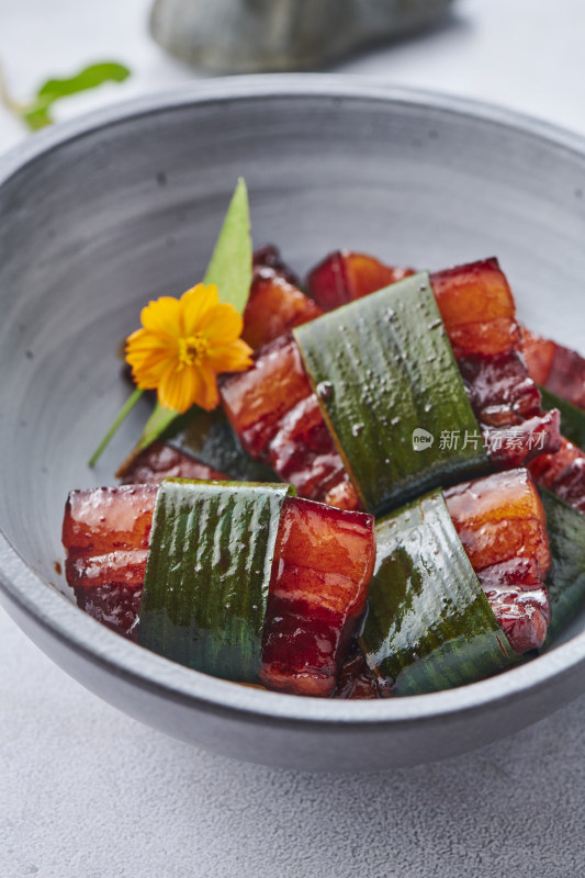 中餐传统美食 粽香红烧肉