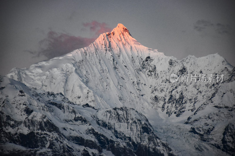 梅里雪山卡瓦格博峰