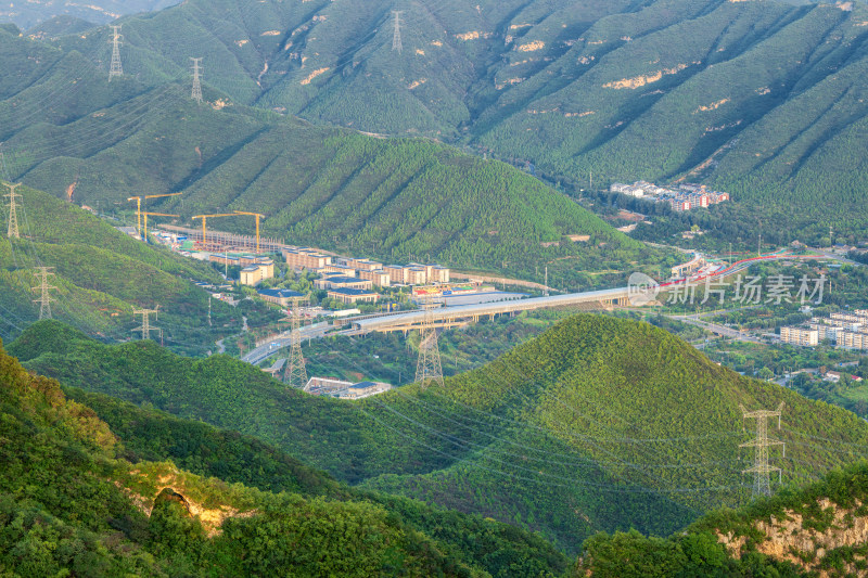 远眺中国人民警察大学