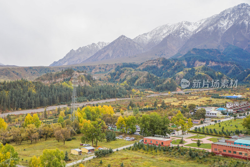 张掖，马蹄寺，秋天的自然景观