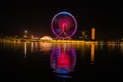 唐山惠丰湖唐山之光摩天轮夜景与湖光倒影