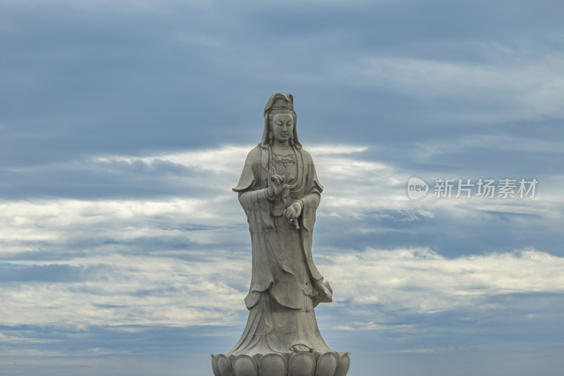 庄严慈悲观音像雕像福建泉州石狮黄金海岸