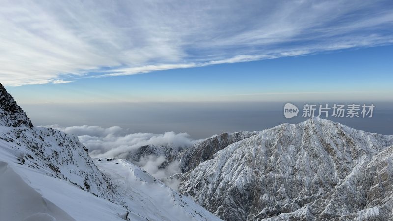 雪山雪景山峰天空自然风景