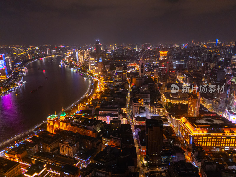 航拍上海外滩陆家嘴夜景