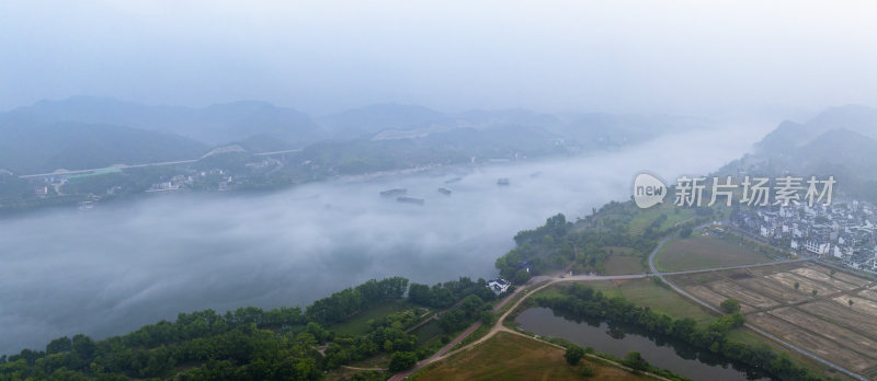 杭州建德下涯晨雾风光