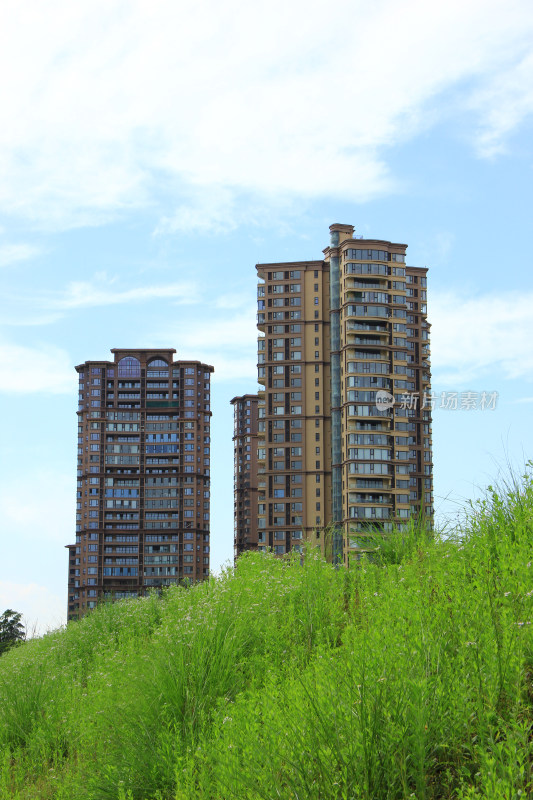 四川省成都市温江区江安河沿岸建筑风光