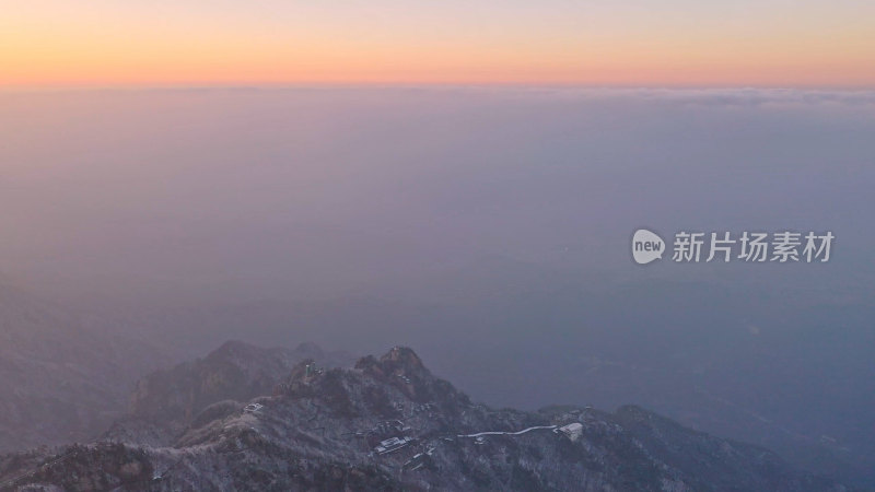 河南洛阳老君山雪景