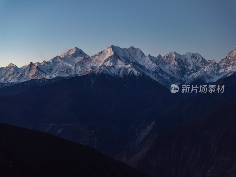 云南香格里拉梅里雪山飞来寺高空航拍