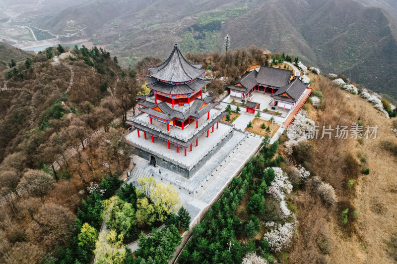 平凉市崆峒山香山混元楼