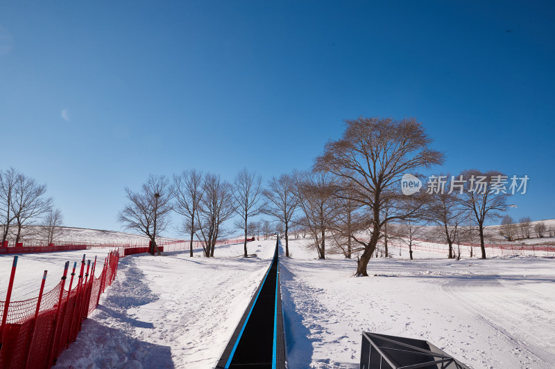 冰天雪地