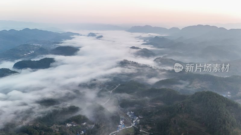 “睡佛”山下  风光旖旎