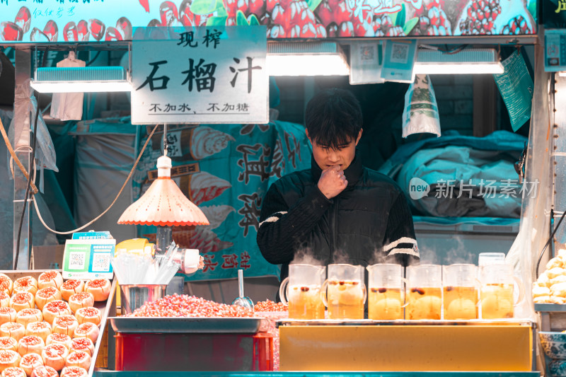 夜市小吃美食人群叫卖