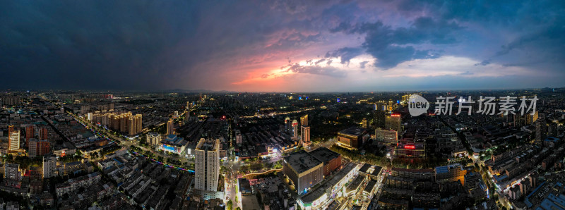 山东淄博夜景晚霞航拍全景图