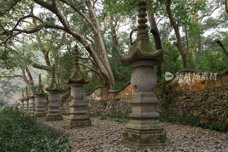 浙江台州天台山国清寺古寺石灯禅意石灯古墙