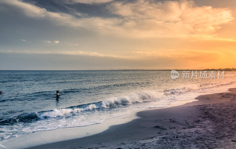 突尼斯地中海的夕阳美景