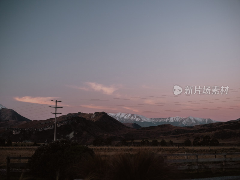 新西兰南岛雪山公路