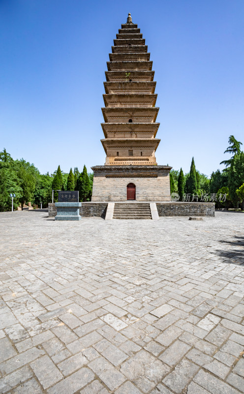 河南三门峡陕州公园宝轮寺塔建筑景观